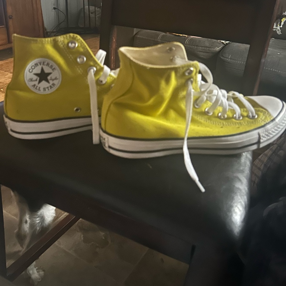 Women’s converse